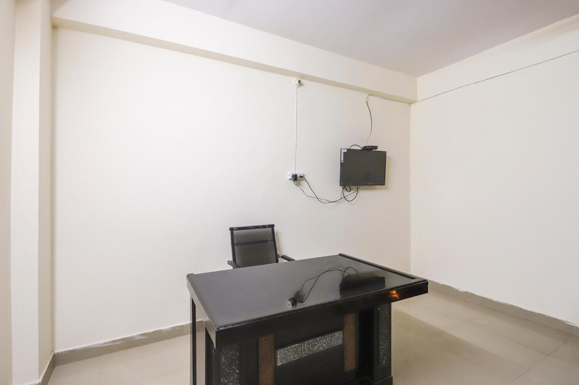 Hotel O Royal Residenc Indirapuram Kültér fotó